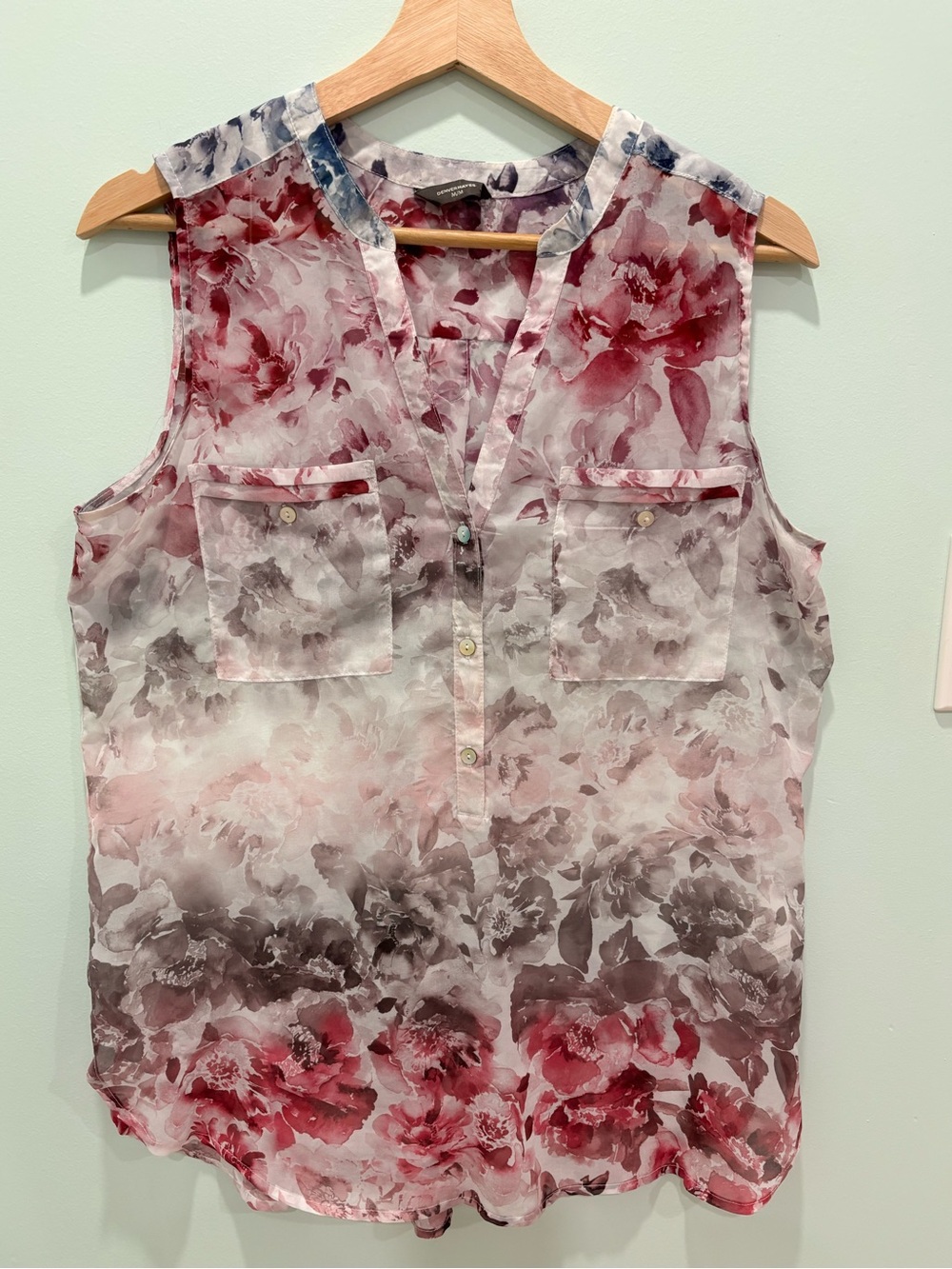 Denver Hayes Floral Sleeveless V-neck Blouse Tank Top Watercolour  Medium